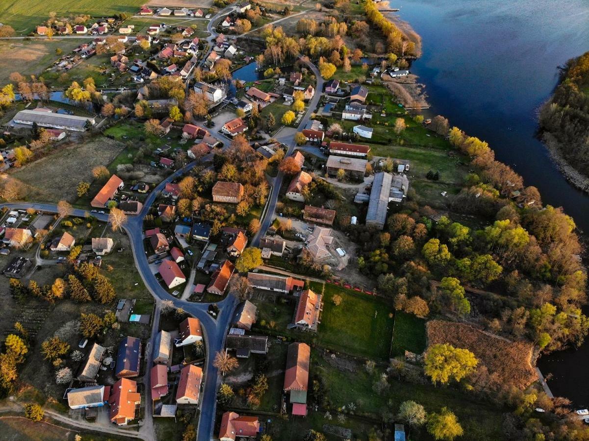 Ferienhaus Mit 2 Fewo In Mecklenburg Apartment Везенберг Екстериор снимка